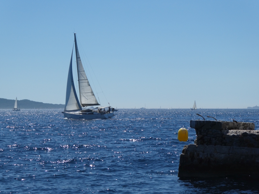 Voilier en mer © Marianne Cossin Voilier en mer